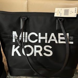 BRAND NEW WITH TAGS Michael kors tote